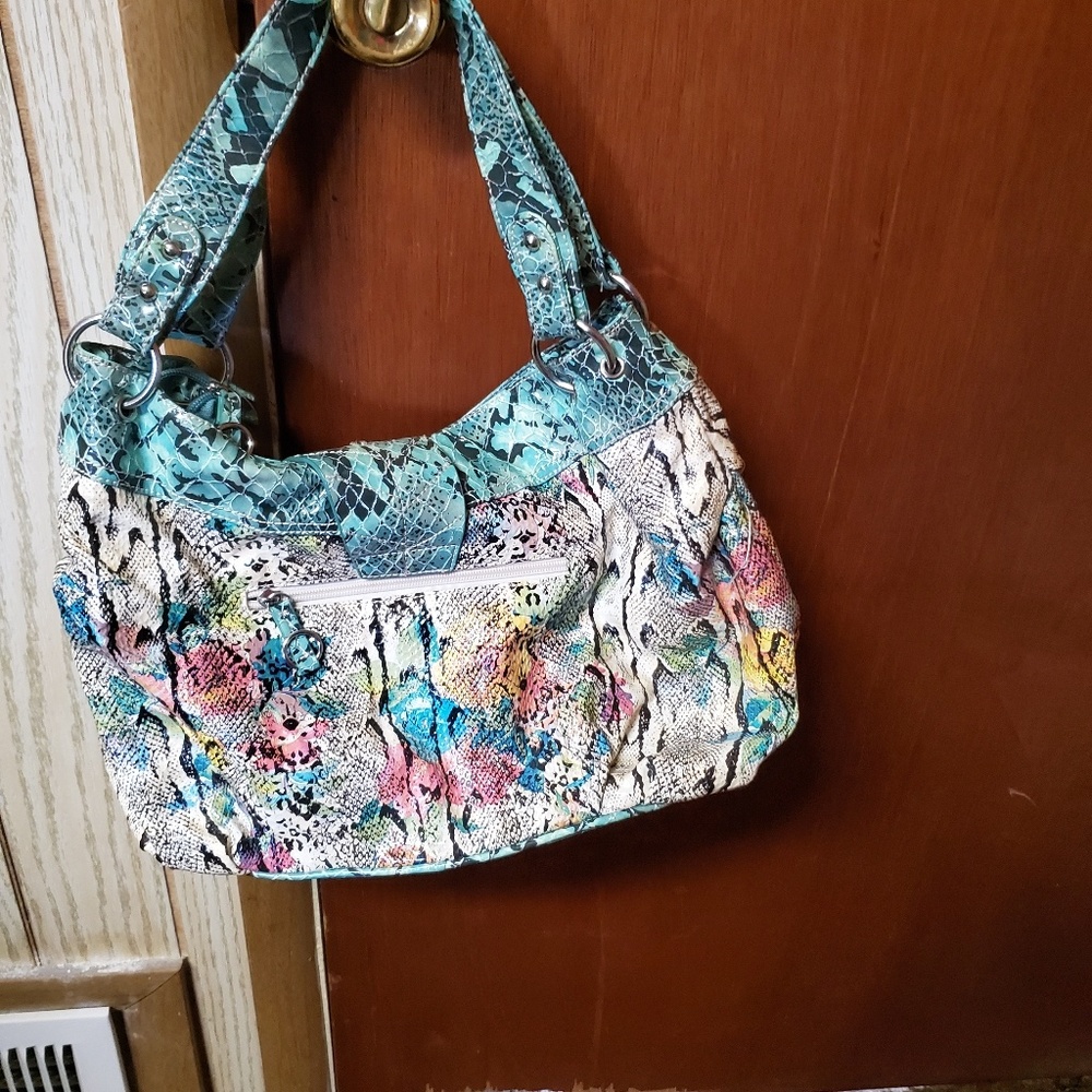 Handbag - Picture 2 of 3